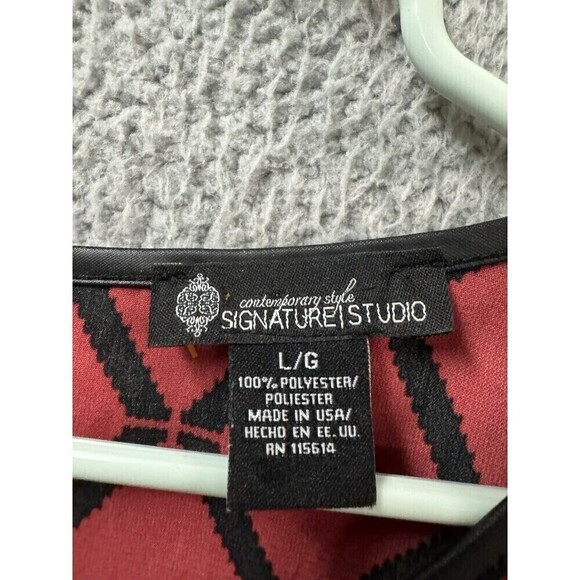 Signature Studio Shirt Womens L Red Black Colorful Relaxed Lightweight Top - Picture 2 of 11